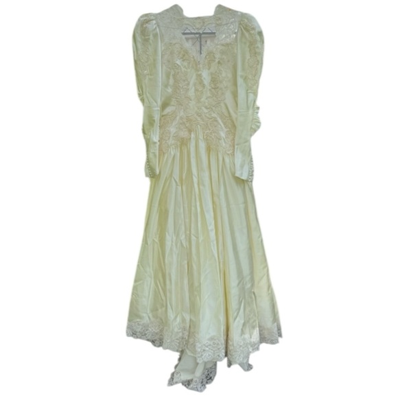 Bridal Originals Dresses & Skirts - Vintage 1980s Bridal Originals Wedding Gown Princess Diana Style / Puff Sleeve